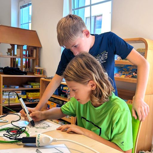 PHOTO-2025-09-27-19-01-35(2) PHOTO-2025-09-27-19-01-35(2)