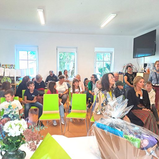 PHOTO-2025-09-27-19-10-19(2) PHOTO-2025-09-27-19-10-19(2)